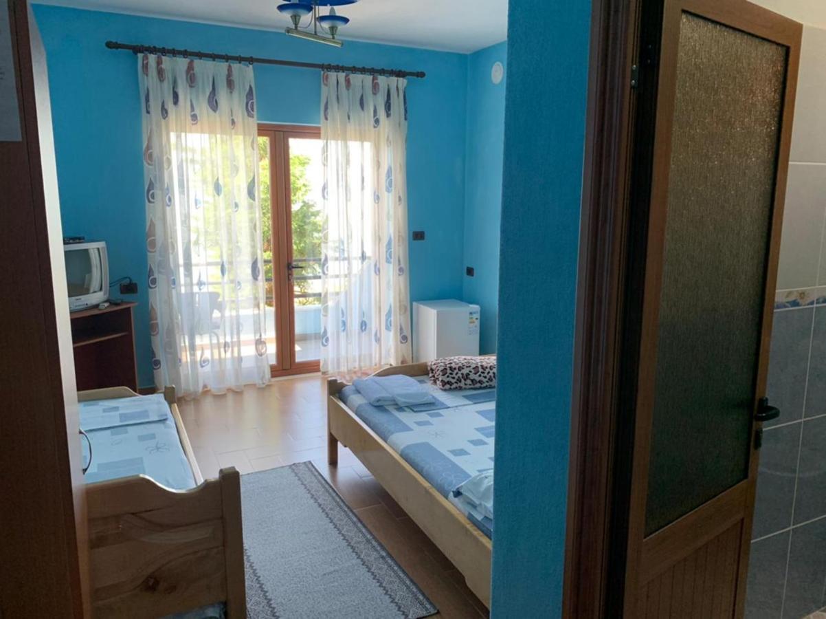 Vila Deni Tushemisht エクステリア 写真