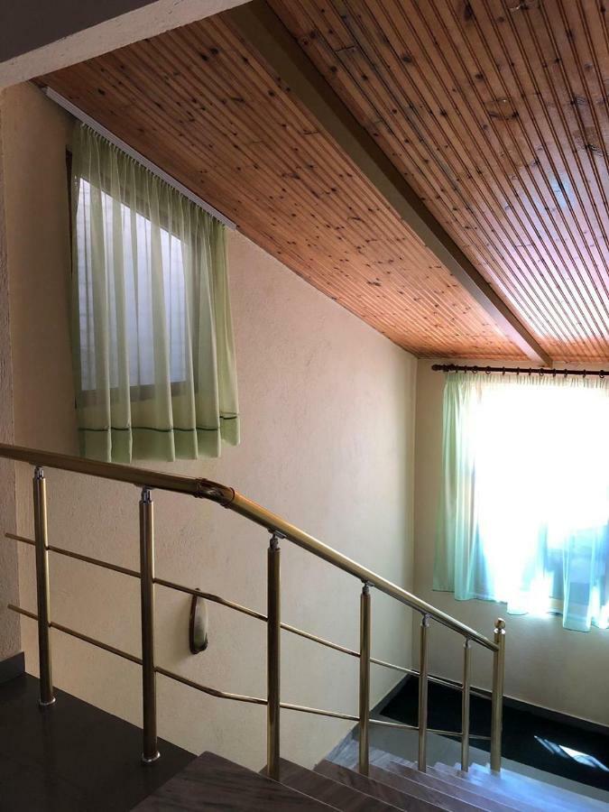 Vila Deni Tushemisht エクステリア 写真